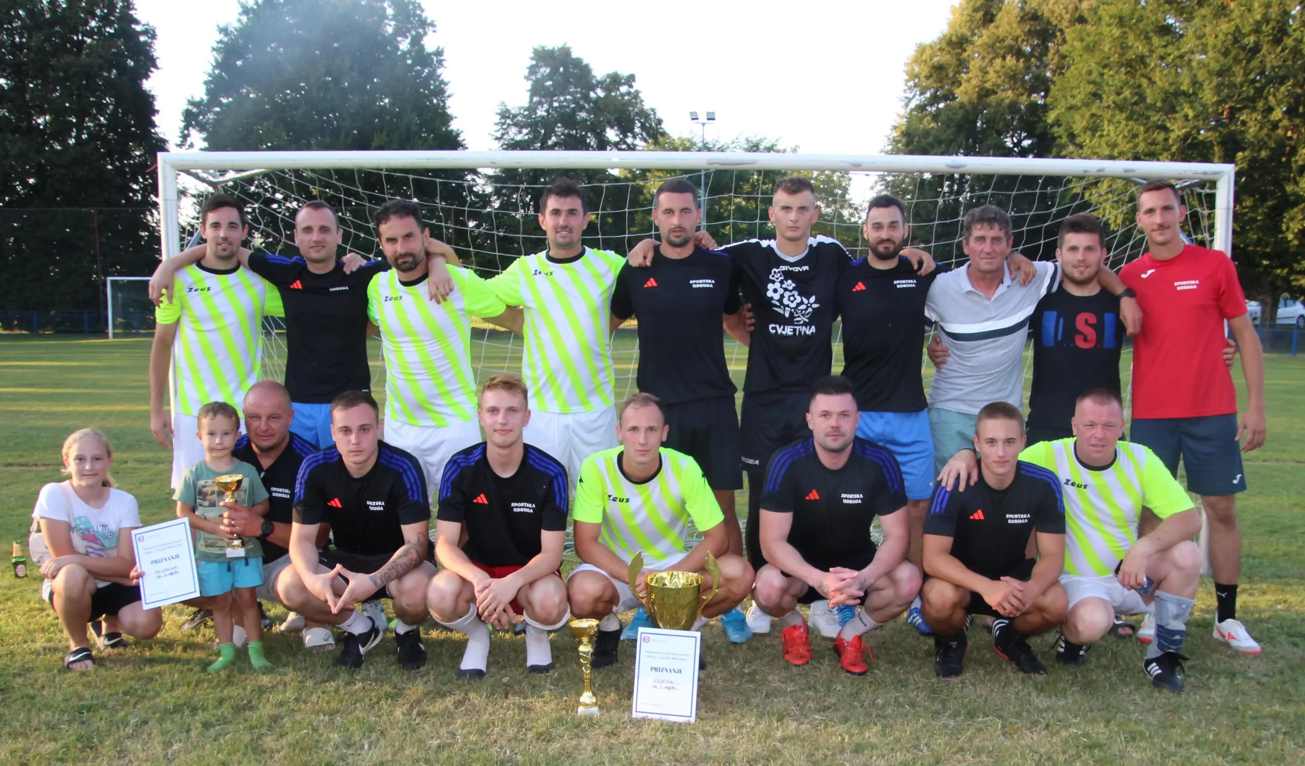 SIVICA PRVA I DRUGA EKIPA