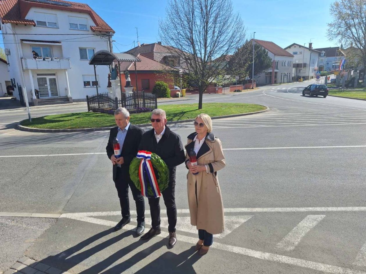 SJEĆANJE I POČAST Dan oslobođenja Međimurja obilježen u Murskom Središću (4)