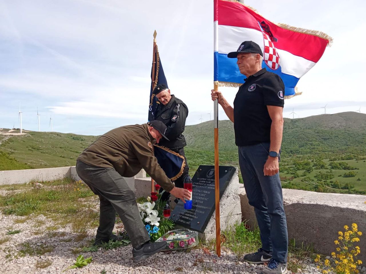 SJEĆANJE I PONOS Međimurski branitelji posjetili Livno i Tomislavgrad (3) SJEĆANJE I PONOS Međimurski branitelji posjetili Livno i Tomislavgrad (3)