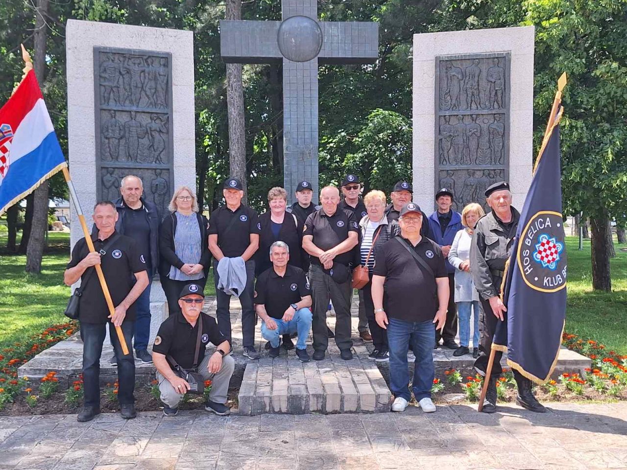 SJEĆANJE I PONOS Međimurski branitelji posjetili Livno i Tomislavgrad (8) SJEĆANJE I PONOS Međimurski branitelji posjetili Livno i Tomislavgrad (8)