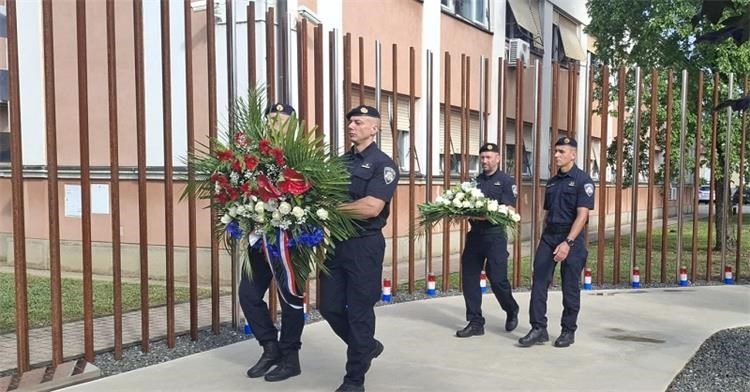 SJEĆANJE NA HEROJE Obilježena 34. obljetnica odlaska Posebne jedinice PU Varaždin u Vukovar (1)