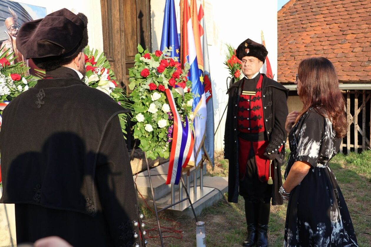 SJEĆANJE NA JUNAKA U Čakovcu i Šenkovcu obilježena 459. obljetnica Sigetske bitke (15) SJEĆANJE NA JUNAKA U Čakovcu i Šenkovcu obilježena 459. obljetnica Sigetske bitke (15)