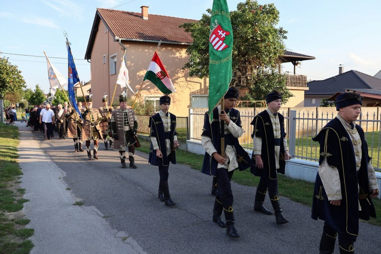 SJEĆANJE NA JUNAKA U Čakovcu i Šenkovcu obilježena 459. obljetnica Sigetske bitke (3) SJEĆANJE NA JUNAKA U Čakovcu i Šenkovcu obilježena 459. obljetnica Sigetske bitke (3)