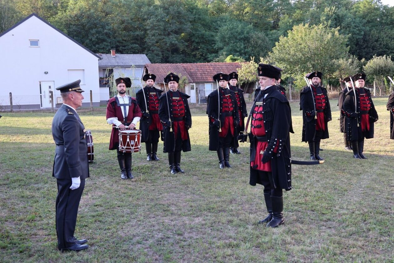 SJEĆANJE NA JUNAKA U Čakovcu i Šenkovcu obilježena 459. obljetnica Sigetske bitke (5) SJEĆANJE NA JUNAKA U Čakovcu i Šenkovcu obilježena 459. obljetnica Sigetske bitke (5)