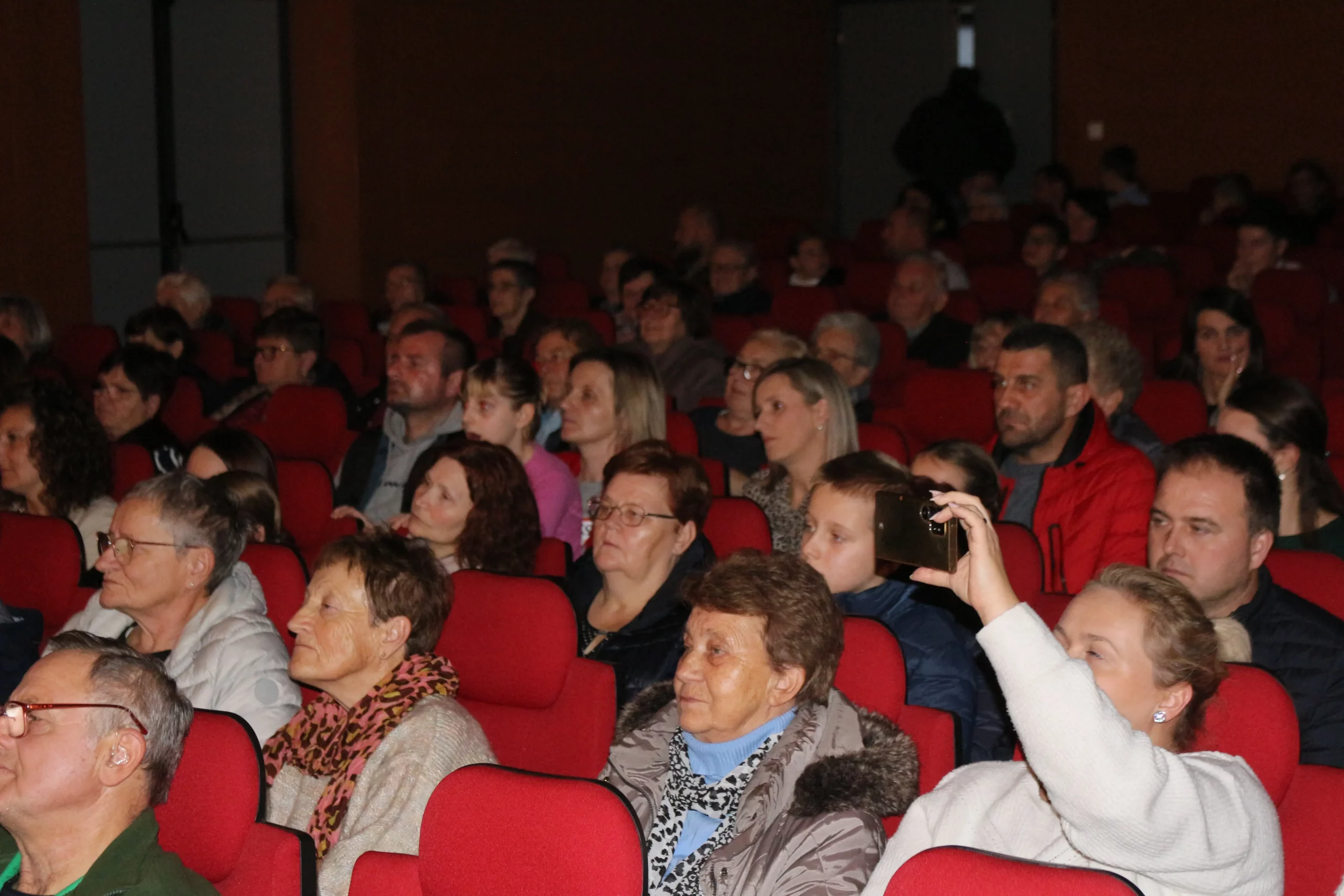 SMOTRA DRAMSKOG STVARALAŠTVA KOTORIBA (16)