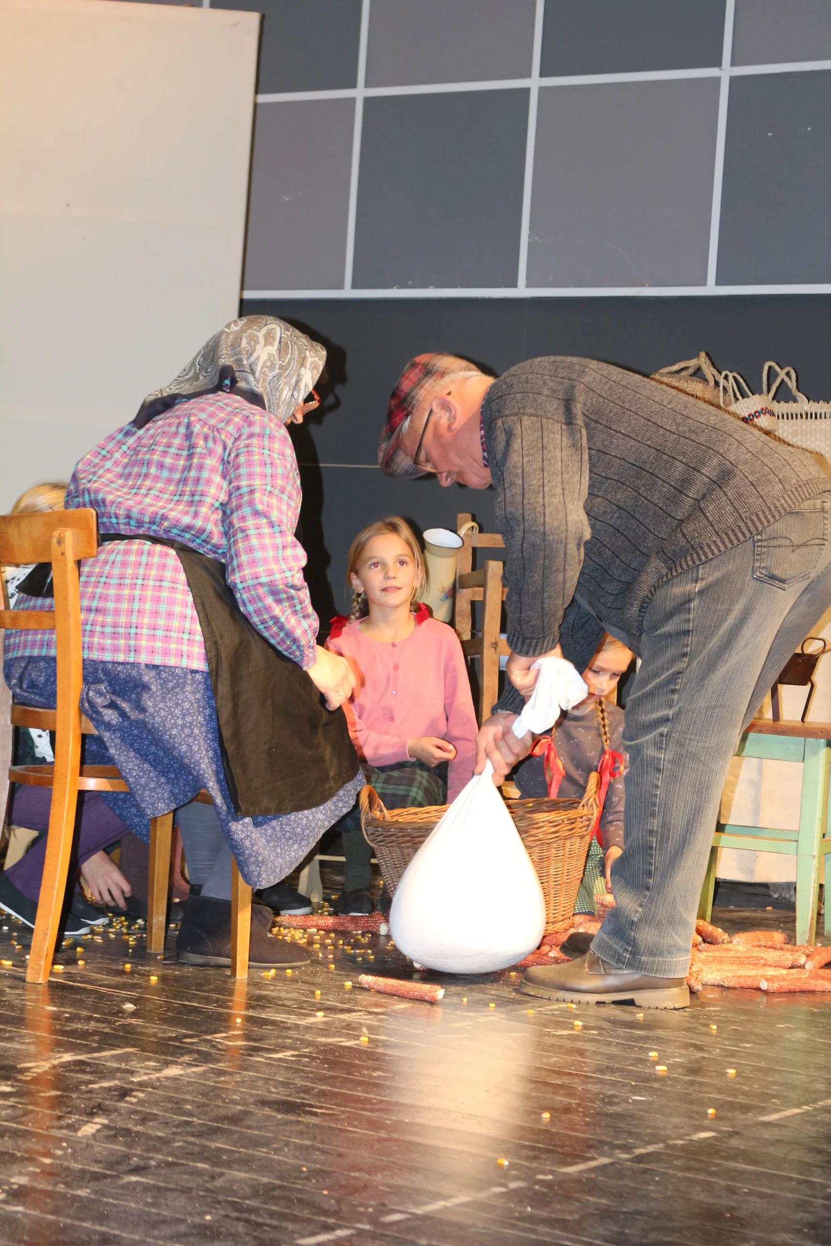 SMOTRA DRAMSKOG STVARALAŠTVA KOTORIBA (19)