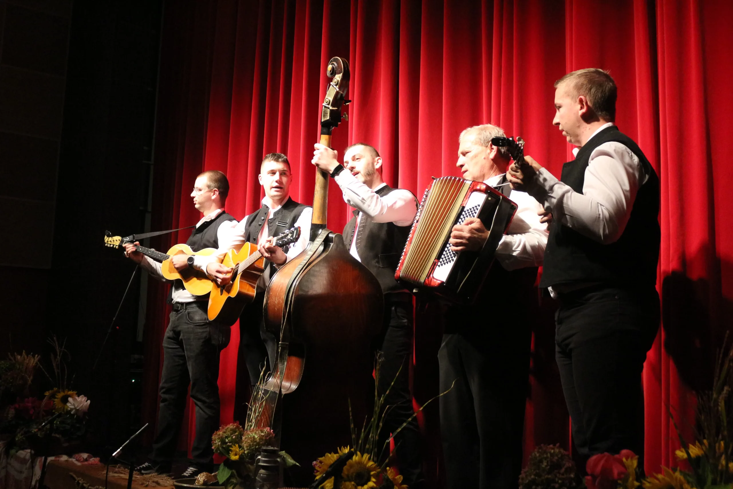 SMOTRA DRAMSKOG STVARALAŠTVA KOTORIBA (31)