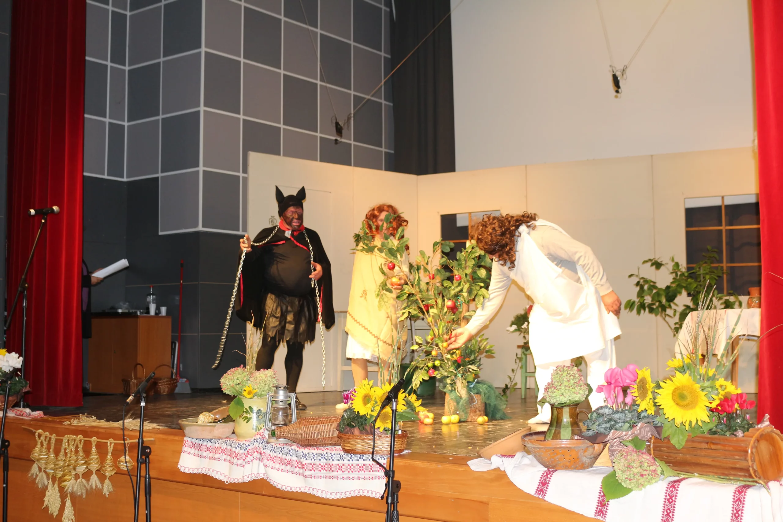 SMOTRA DRAMSKOG STVARALAŠTVA KOTORIBA (36)