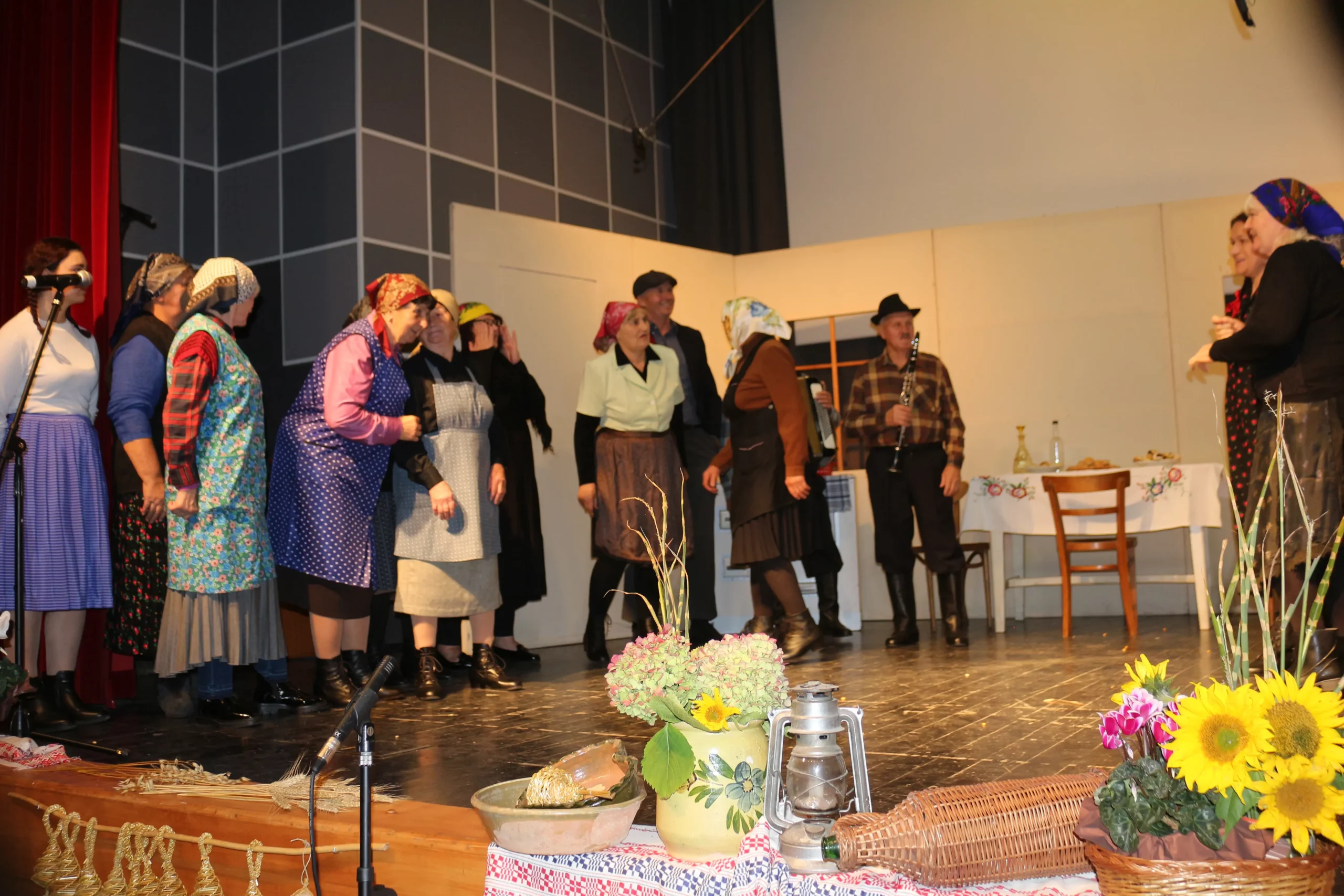 SMOTRA DRAMSKOG STVARALAŠTVA KOTORIBA (52)