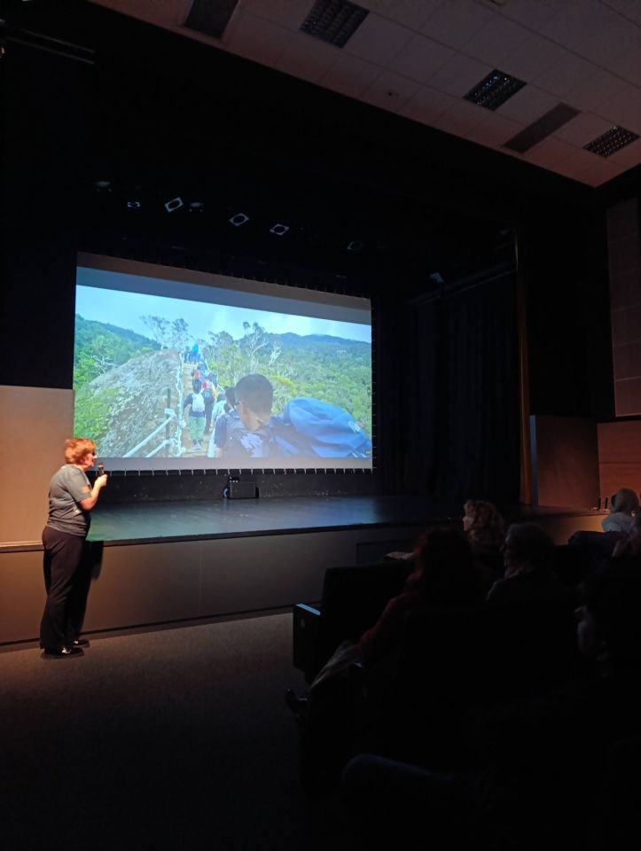 SONJA TOŠIĆ GRLAČ Borneo iz prve ruke putopis koji je ispunio CZK ‘Rudar’ (5)