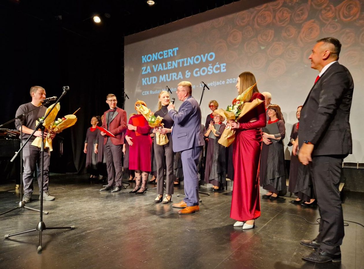 SRCE PUNO PJESME KUD Mura i gosti priredili večer za pamćenje u Centar za kulturu Rudar (12)