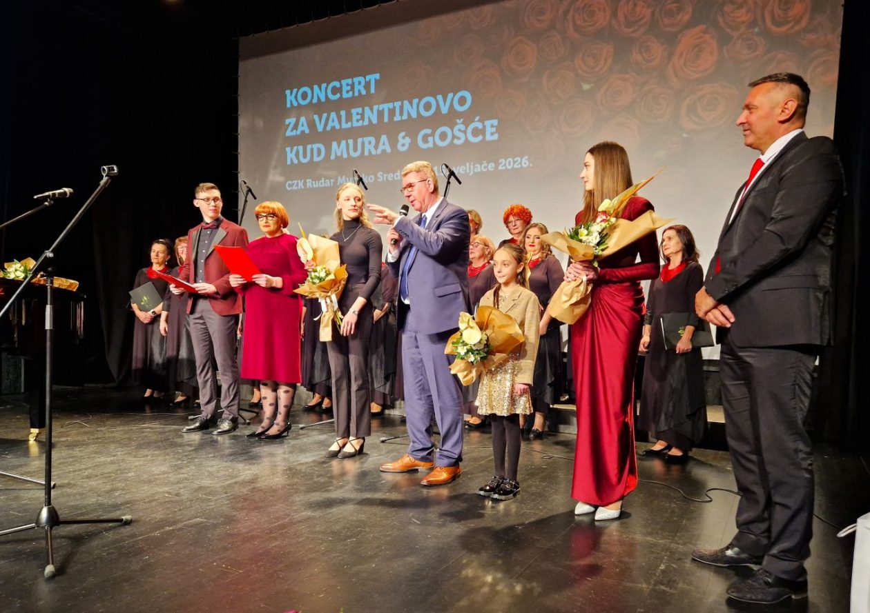 SRCE PUNO PJESME KUD Mura i gosti priredili večer za pamćenje u Centar za kulturu Rudar (14)