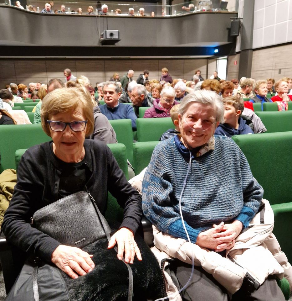 SRCE PUNO PJESME KUD Mura i gosti priredili večer za pamćenje u Centar za kulturu Rudar (27)