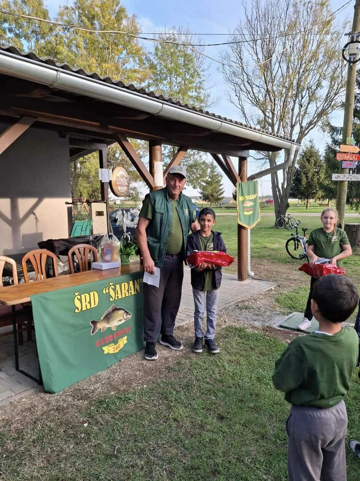 ŠRD Gardinovec, plovak bambus (1) ŠRD Gardinovec, plovak bambus (1)