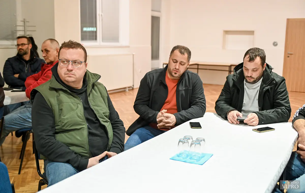 SRD Ostriž Cirkovljan (13) SRD Ostriž Cirkovljan (13)