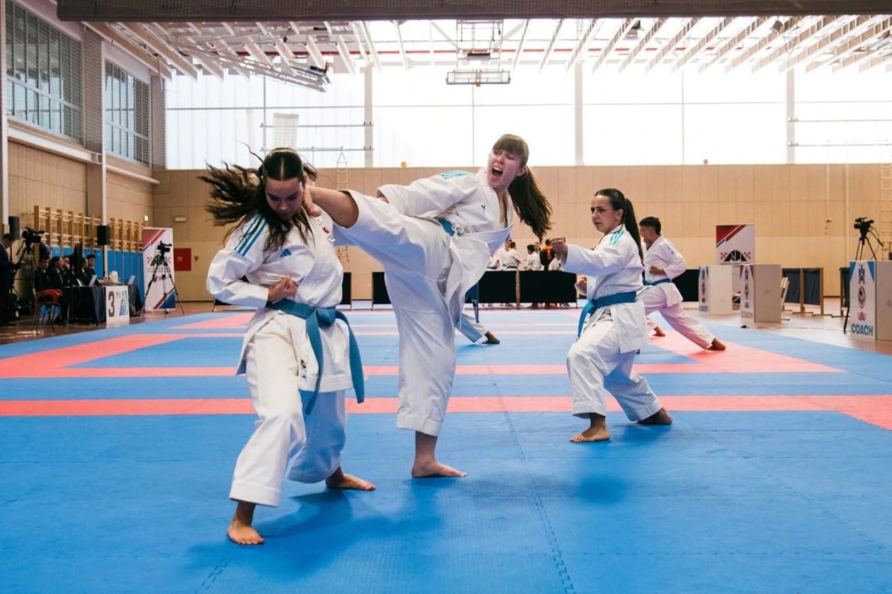 SREBRNA EKIPA Seniorke Karate kluba Šenkovec viceprvakinje Hrvatske (8)