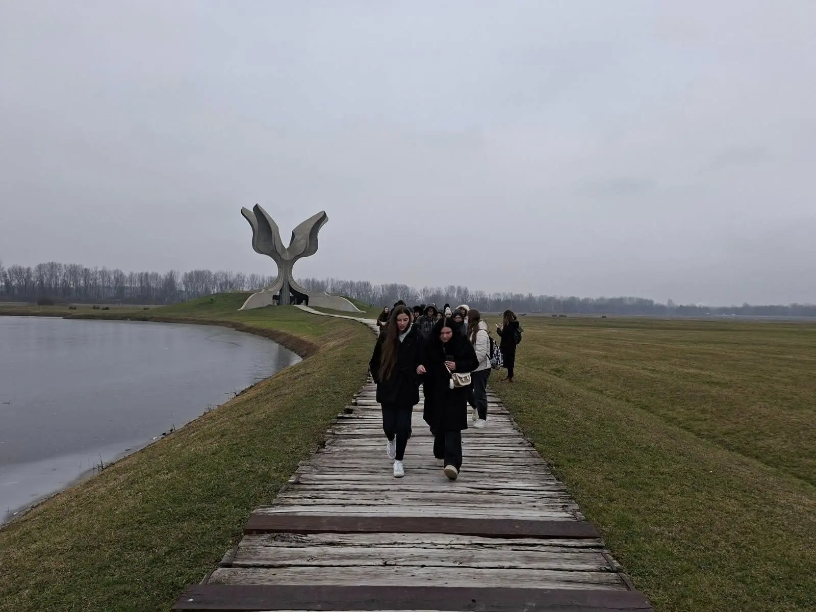 SREDNJA ŠKOLA PRELOG (10) SREDNJA ŠKOLA PRELOG (10)