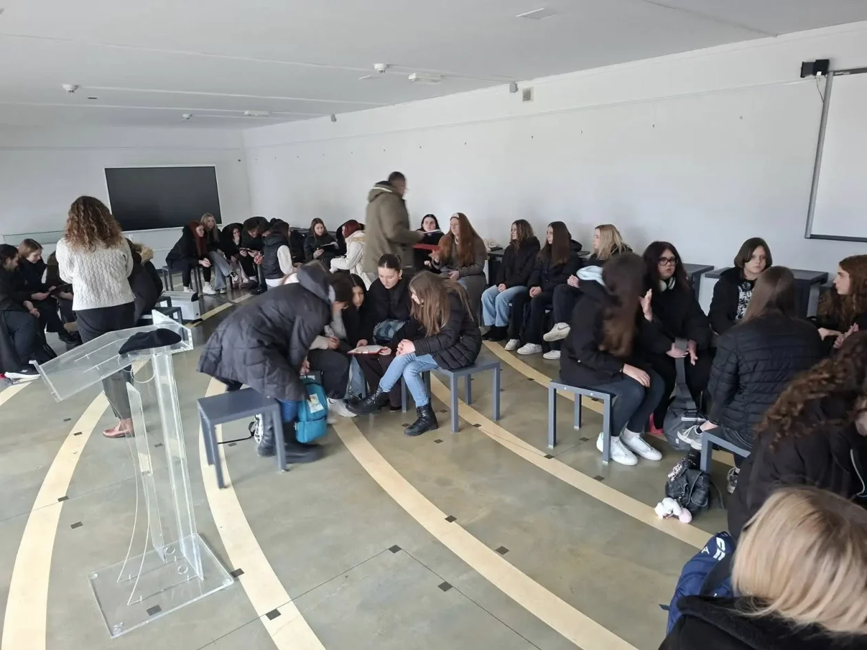 SREDNJA ŠKOLA PRELOG (11)