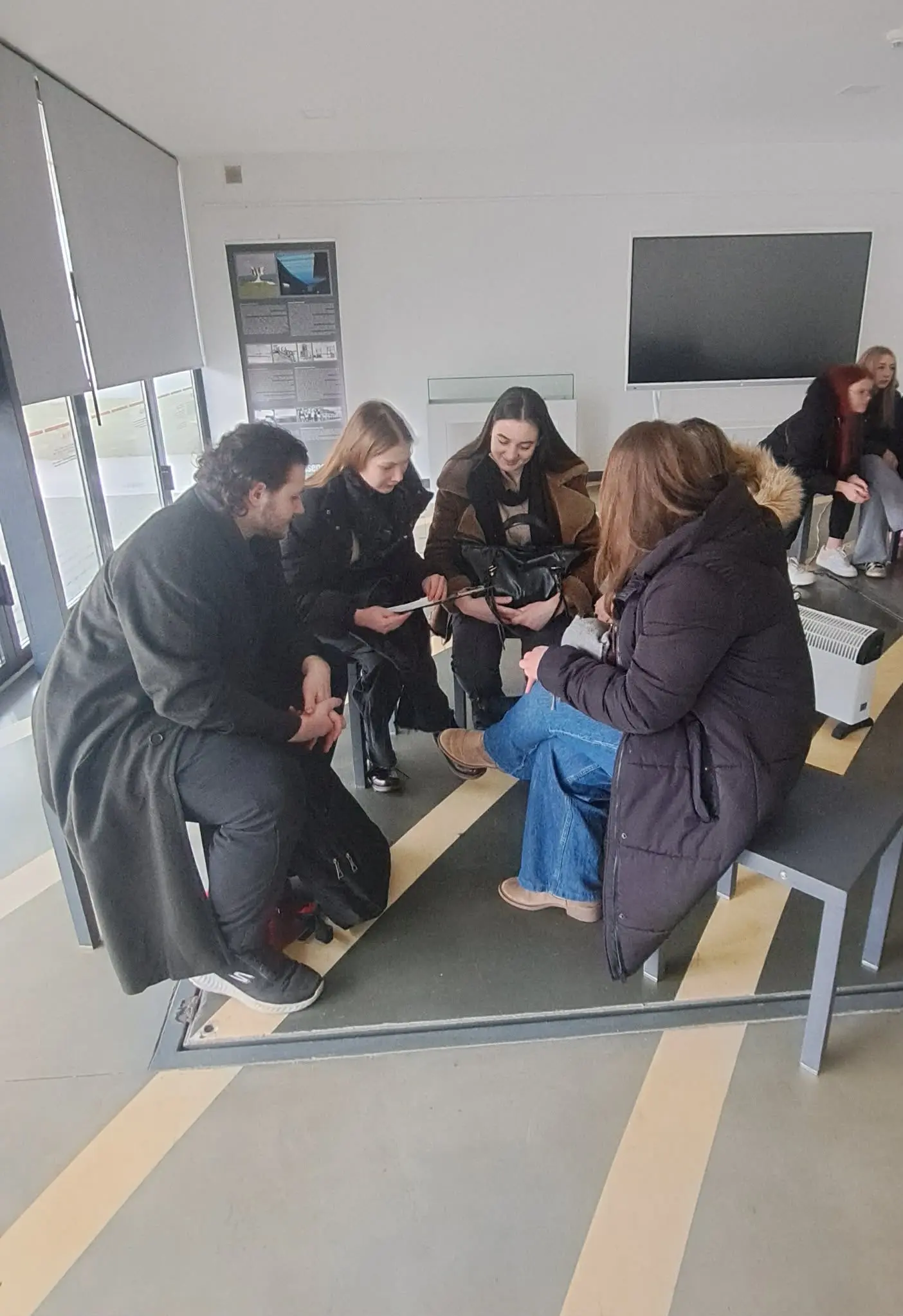 SREDNJA ŠKOLA PRELOG (13) SREDNJA ŠKOLA PRELOG (13)