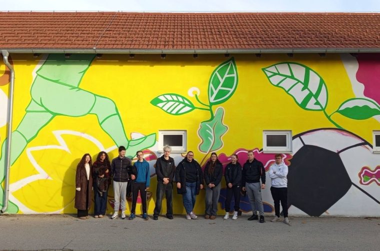 SREDNJA ŠKOLA PRELOG Mladi umjetnici ostavili trag na Sportskom parku Mladost (2)