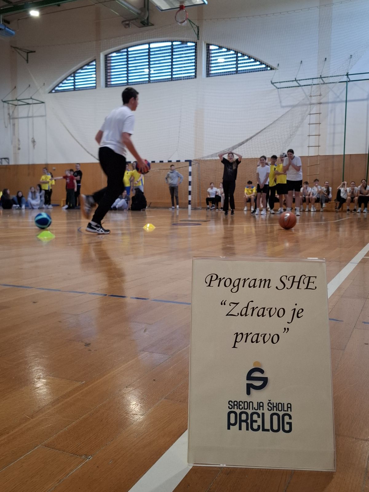 SREDNJA ŠKOLA PRELOG ‘SHE’ štafetne igre (2) SREDNJA ŠKOLA PRELOG ‘SHE’ štafetne igre (2)