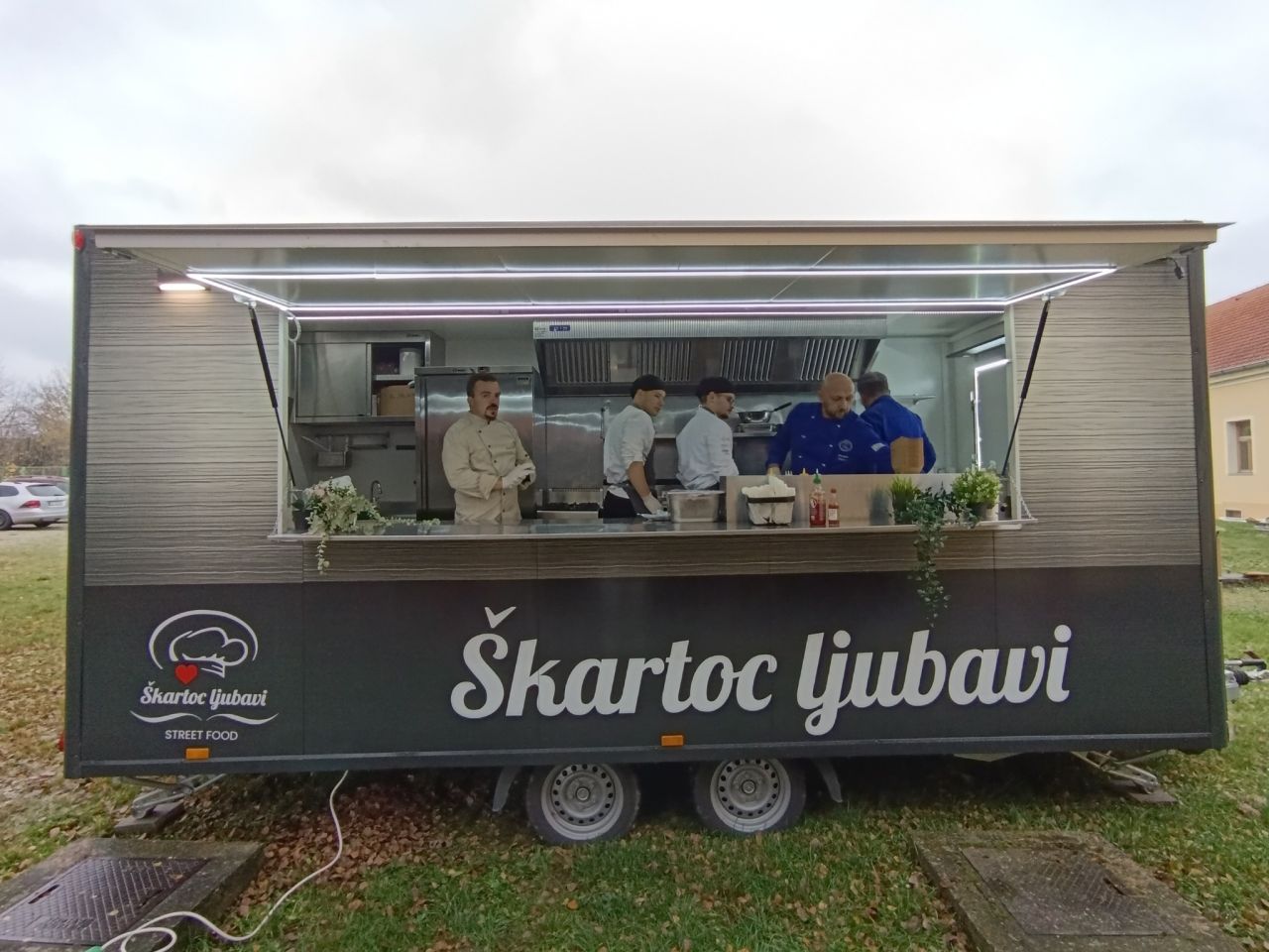 SŠ PRELOG Nastavnici razmjenjivali iskustva i kušali vrhunske delicije (1)