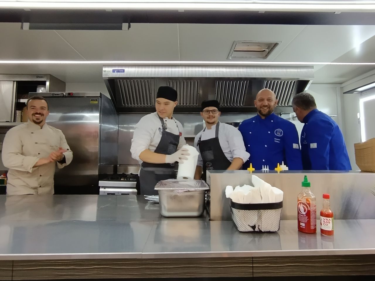 SŠ PRELOG Nastavnici razmjenjivali iskustva i kušali vrhunske delicije (3)