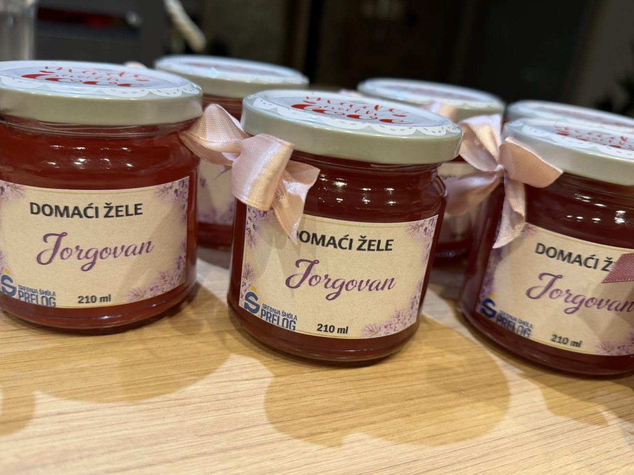 SŠ Prelog cvijeće na tanjuru (1)