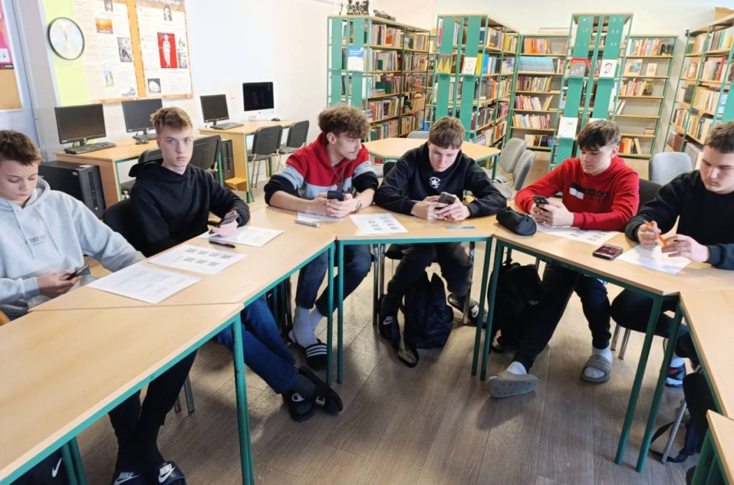 STEM EDUKACIJA U Tehničkoj školi Čakovec održane radionice „Gradivne jedinice života“ (4) STEM EDUKACIJA U Tehničkoj školi Čakovec održane radionice „Gradivne jedinice života“ (4)