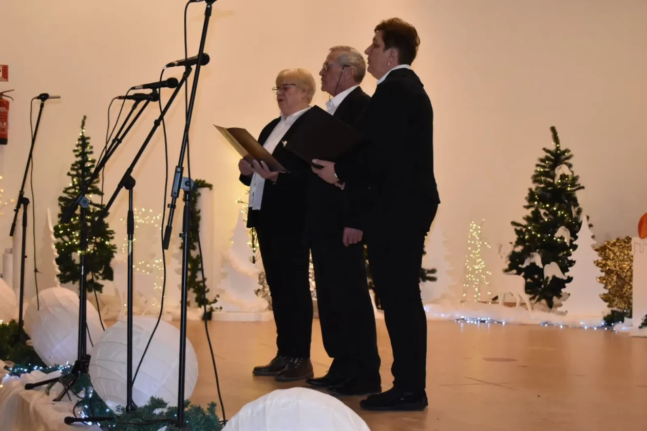 STRAHONINEC Božićna priredba (2)