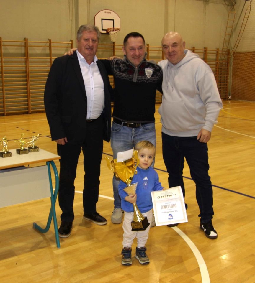 ŠTRIGOVA Jack bar i Smiljan metali slavili nakon dramatičnih finala (1) ŠTRIGOVA Jack bar i Smiljan metali slavili nakon dramatičnih finala (1)