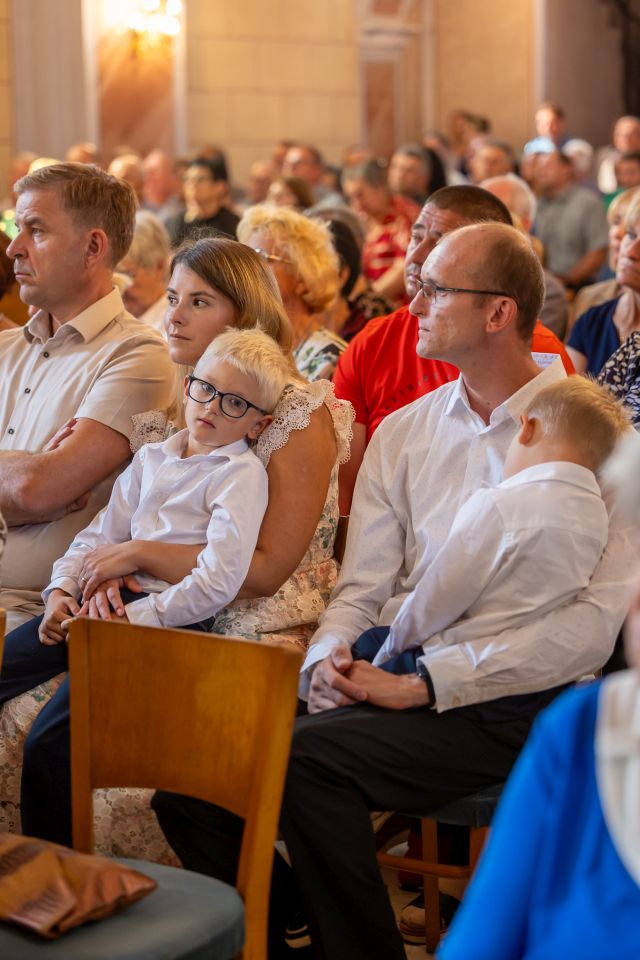 ŠTRIGOVA Vlč. Igor Radašić novi župnik Župe Svete Marije Magdalene (29) ŠTRIGOVA Vlč. Igor Radašić novi župnik Župe Svete Marije Magdalene (29)