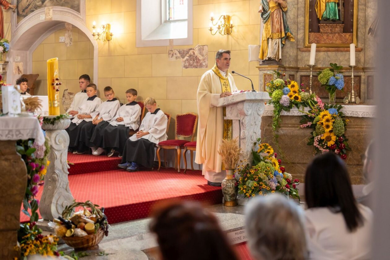 ŠTRIGOVA Vlč. Igor Radašić novi župnik Župe Svete Marije Magdalene (51)