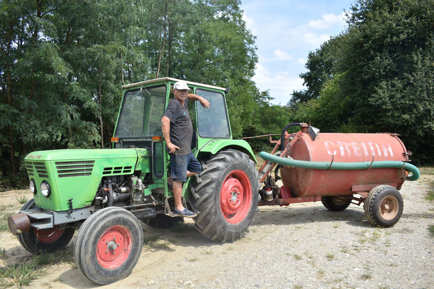 ŠTRUKOVEC Kod Ivana Čurina nalazi se crno more u kojem se kupaju crne svinje (4) ŠTRUKOVEC Kod Ivana Čurina nalazi se crno more u kojem se kupaju crne svinje (4)