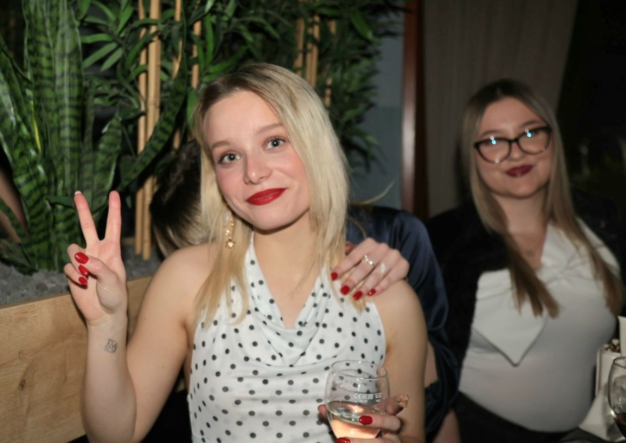 STUDENTSKI PARTY Mladi preplavili gradsku kavanu i napravili vrhunsku atmosferu (15)