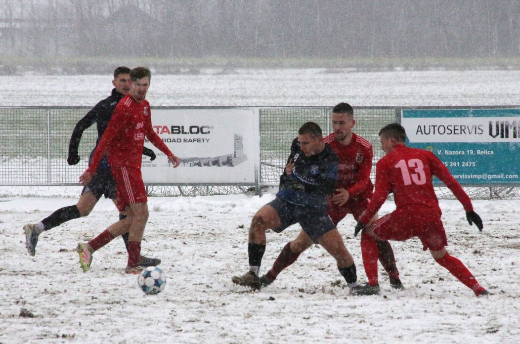 nogomet po snijegu nogomet po snijegu