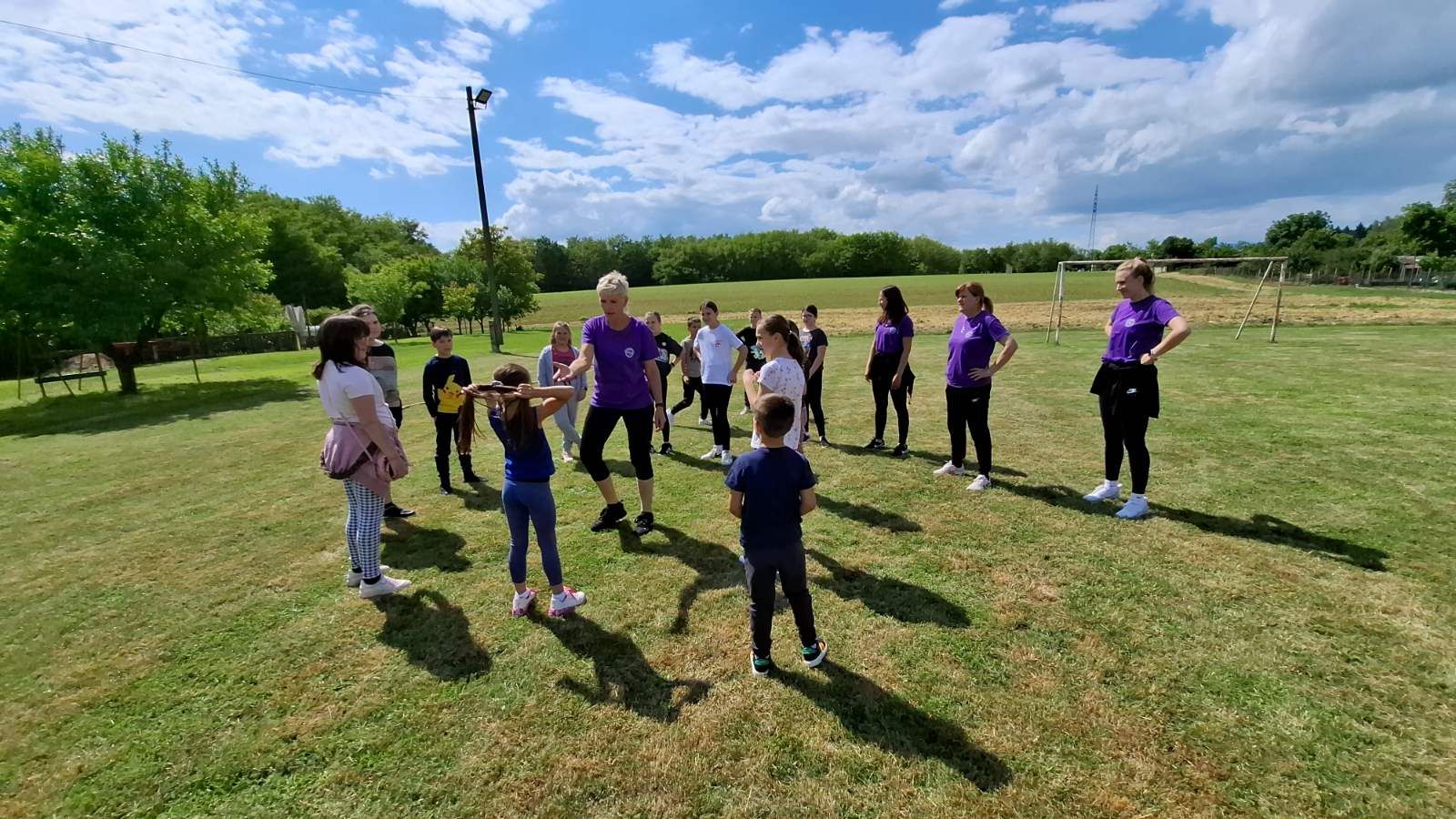 SUBOTNJA REKREACIJA Udruga žena Mihovljan pokrenula sportski kamp za djecu (13)