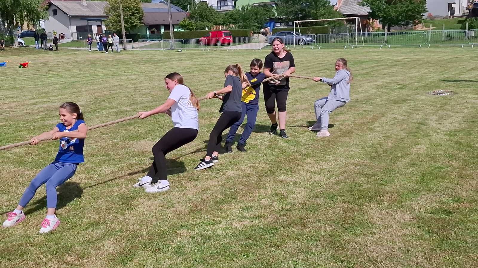 SUBOTNJA REKREACIJA Udruga žena Mihovljan pokrenula sportski kamp za djecu (15)