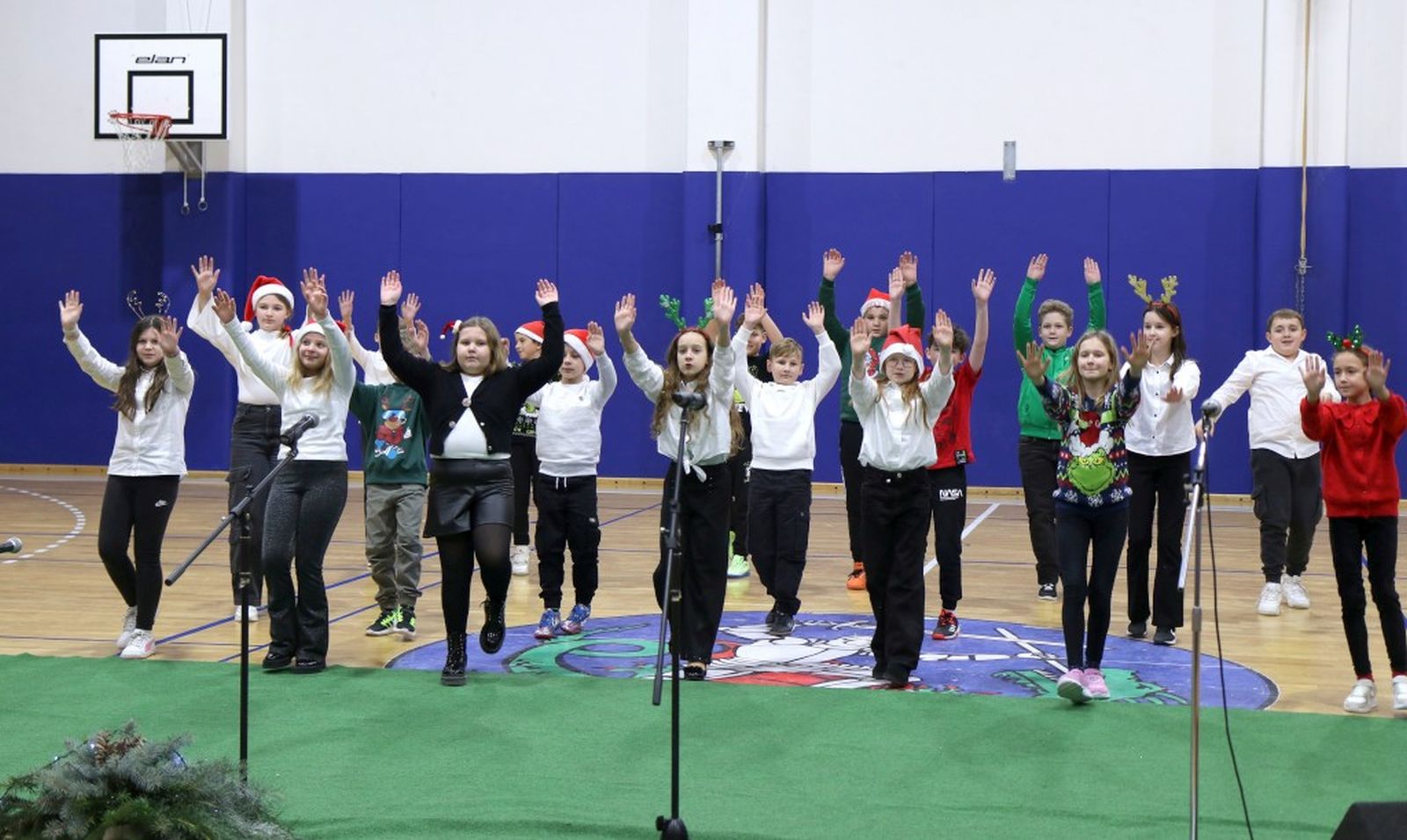 SV. JURAJ NA BREGU Zajedno za druge Humanitarna tombola kao škola solidarnosti (15)