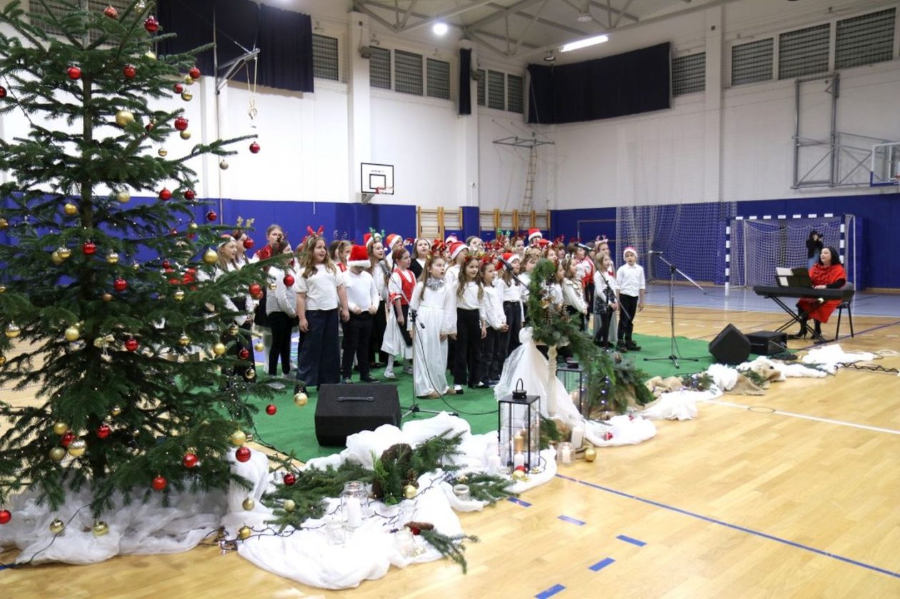 SV. JURAJ NA BREGU Zajedno za druge Humanitarna tombola kao škola solidarnosti (19)