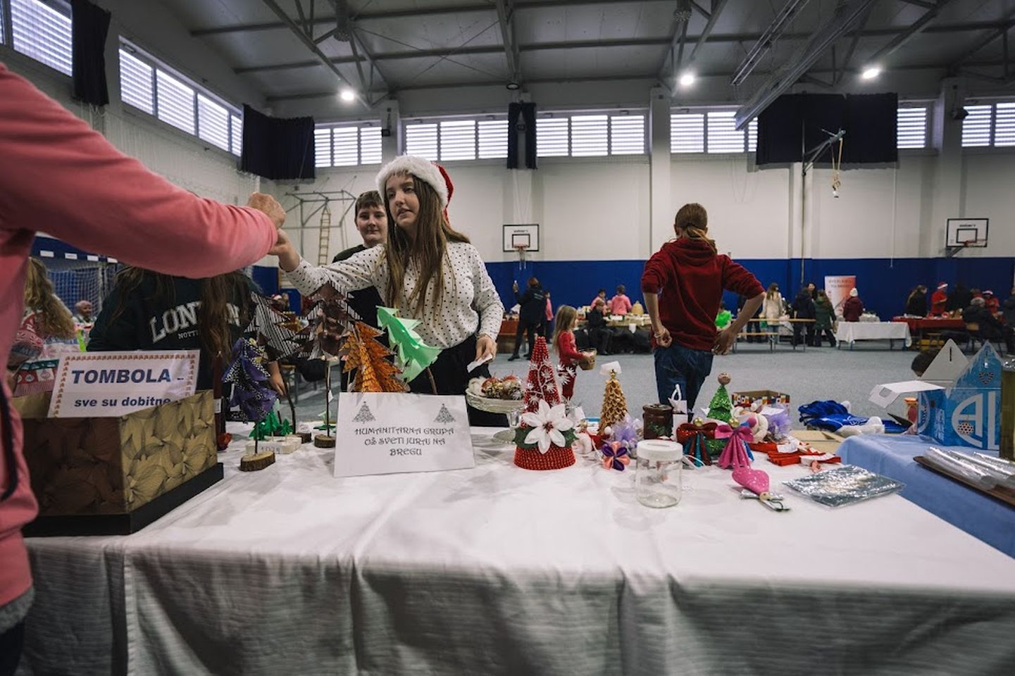 SV. JURAJ NA BREGU Zajedno za druge Humanitarna tombola kao škola solidarnosti (3)