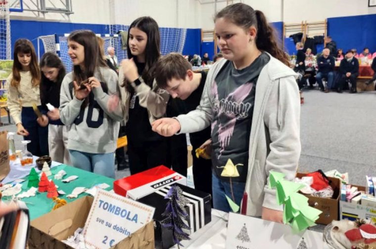 SV. JURAJ NA BREGU Zajedno za druge Humanitarna tombola kao škola solidarnosti (9) SV. JURAJ NA BREGU Zajedno za druge Humanitarna tombola kao škola solidarnosti (9)