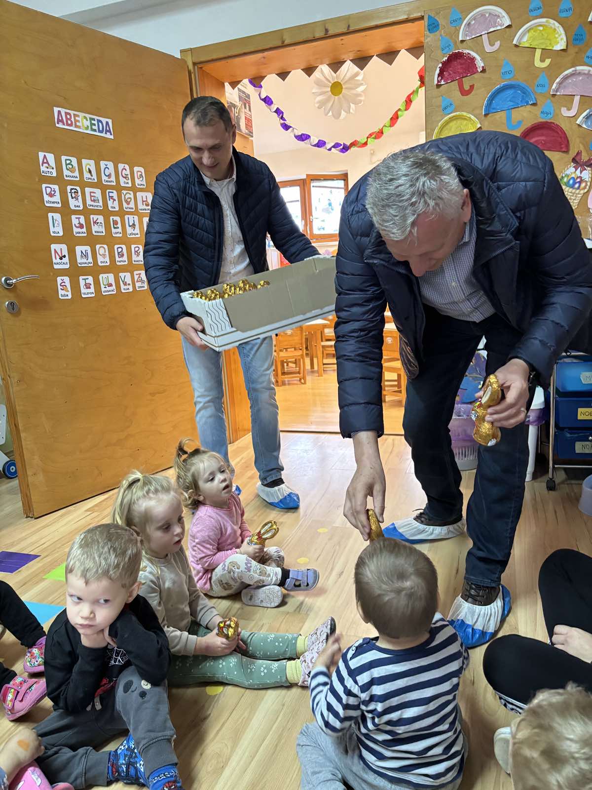 SV. MARTIN NA MURI Slatki pokloni i osmijesi Uskrsno iznenađenje za vrtiće i školu (4)