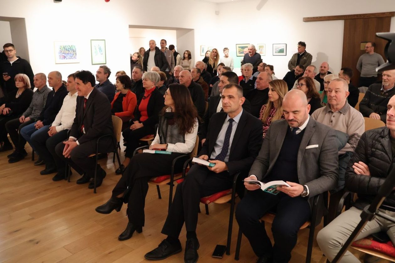 SVEČANA PROMOCIJA Predstavljena knjiga ’50 godina karatea u Međimurju’ Vlade Bošnjaka (4)