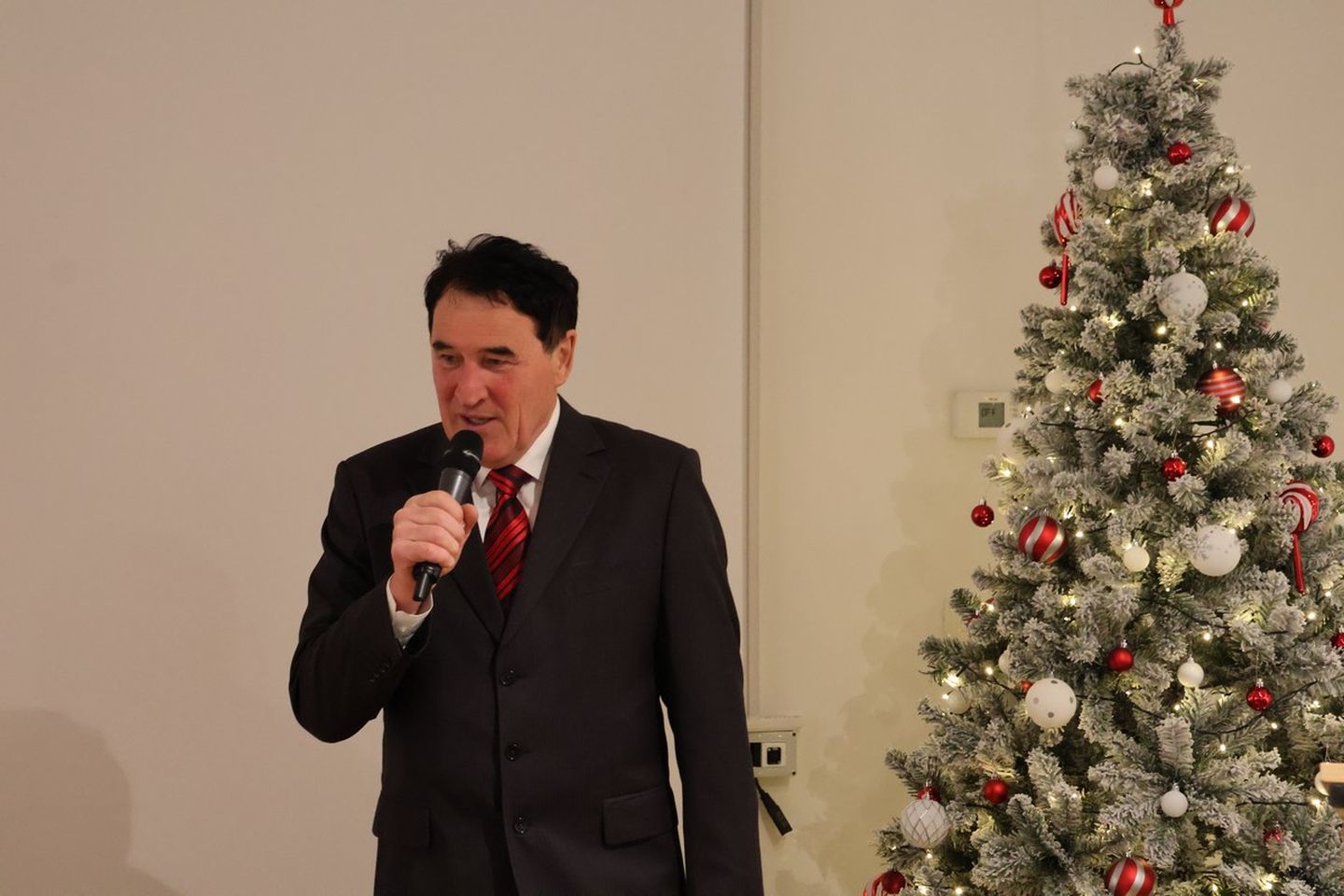 SVEČANA PROMOCIJA Predstavljena knjiga ’50 godina karatea u Međimurju’ Vlade Bošnjaka (7) SVEČANA PROMOCIJA Predstavljena knjiga ’50 godina karatea u Međimurju’ Vlade Bošnjaka (7)