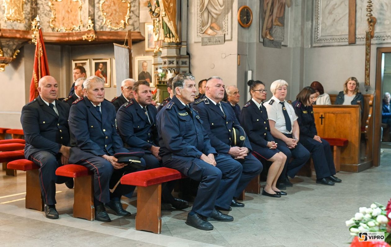 SVETI FLORIJAN U Prelogu svečano obilježen spomendan zaštitnika vatrogasaca (10)