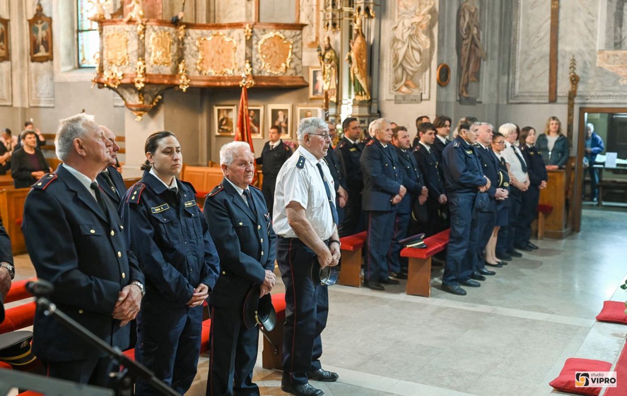 SVETI FLORIJAN U Prelogu svečano obilježen spomendan zaštitnika vatrogasaca (2)