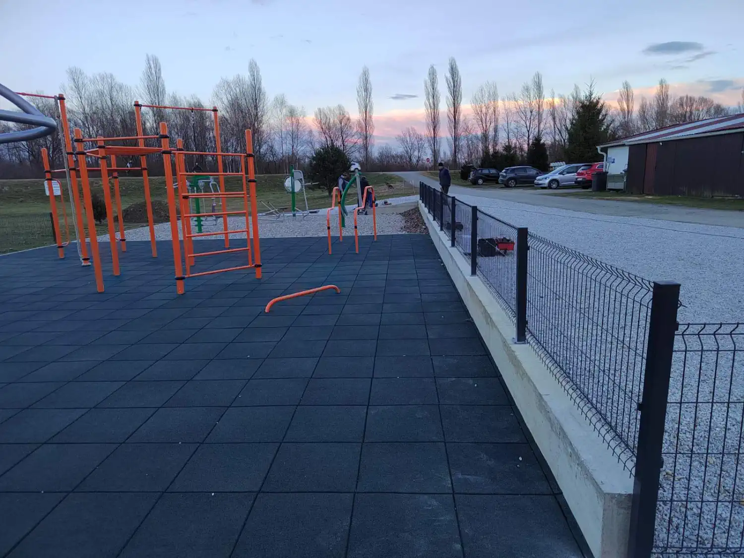 SVETI MARTIN NA MURI Postavljena nova ograda i solarna rasvjeta uz sportske terene (6)