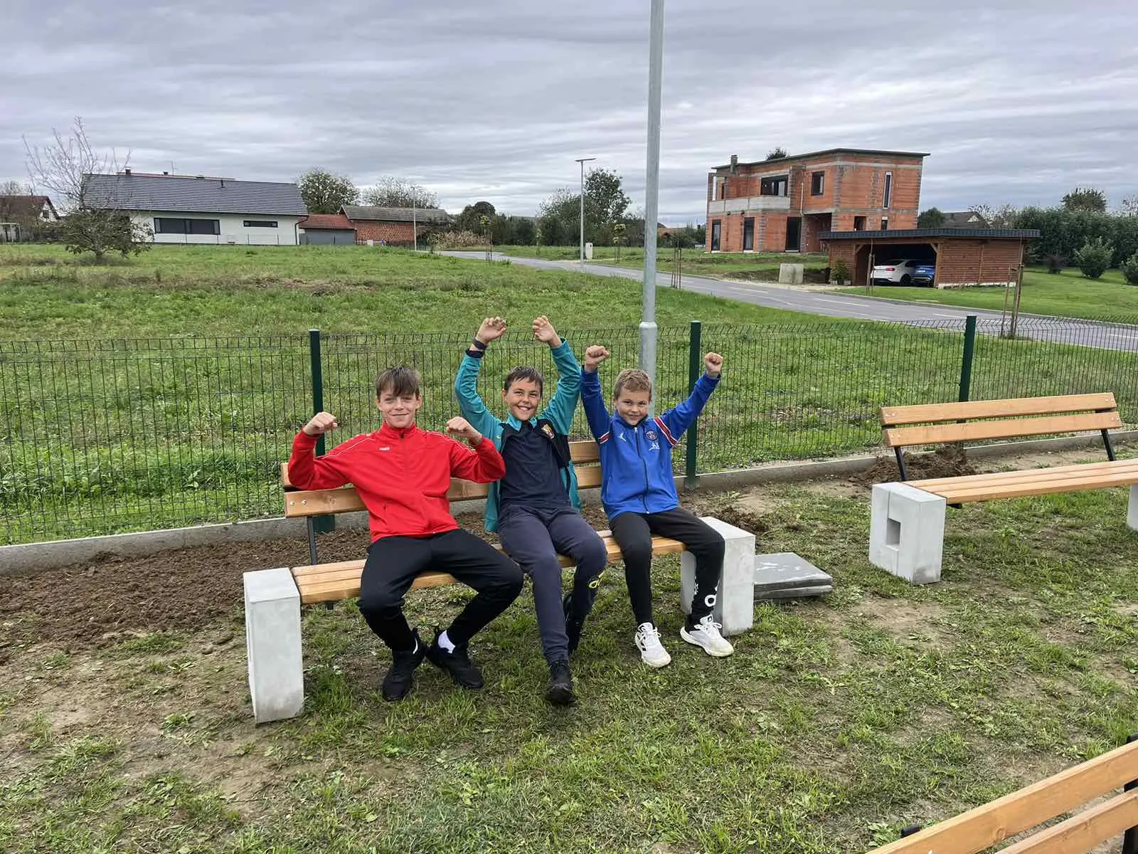 SVETI MARTIN NA MURI Postavljeno novo dječje igralište u Žabniku (4)