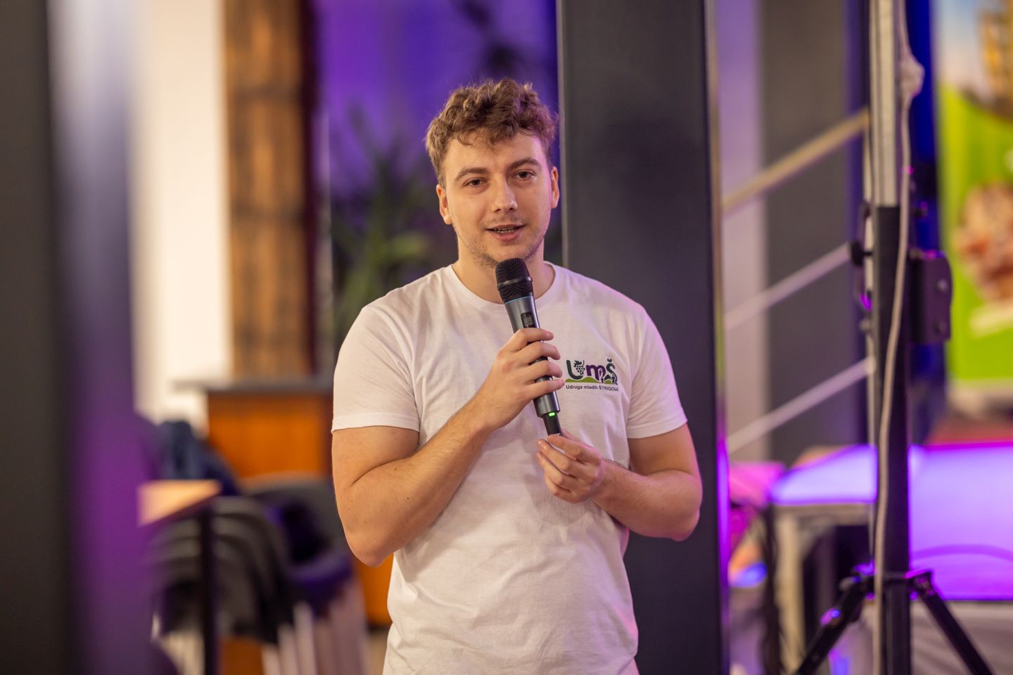 SVIJEĆA MIRA Štrigova zasjala u drugom adventskom vikendu uz paljenje svijeće i božićni sajam (18) SVIJEĆA MIRA Štrigova zasjala u drugom adventskom vikendu uz paljenje svijeće i božićni sajam (18)